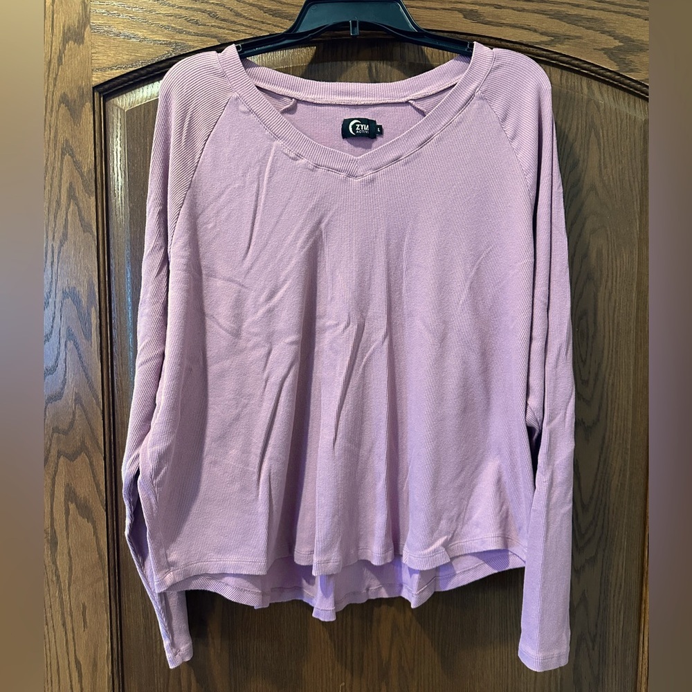 ZYIA ACTIVE Women Light Purple Long Sleeve V‎ Neck Thermal Top Size L